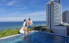 Jbay Beachfront Boutique Hotel